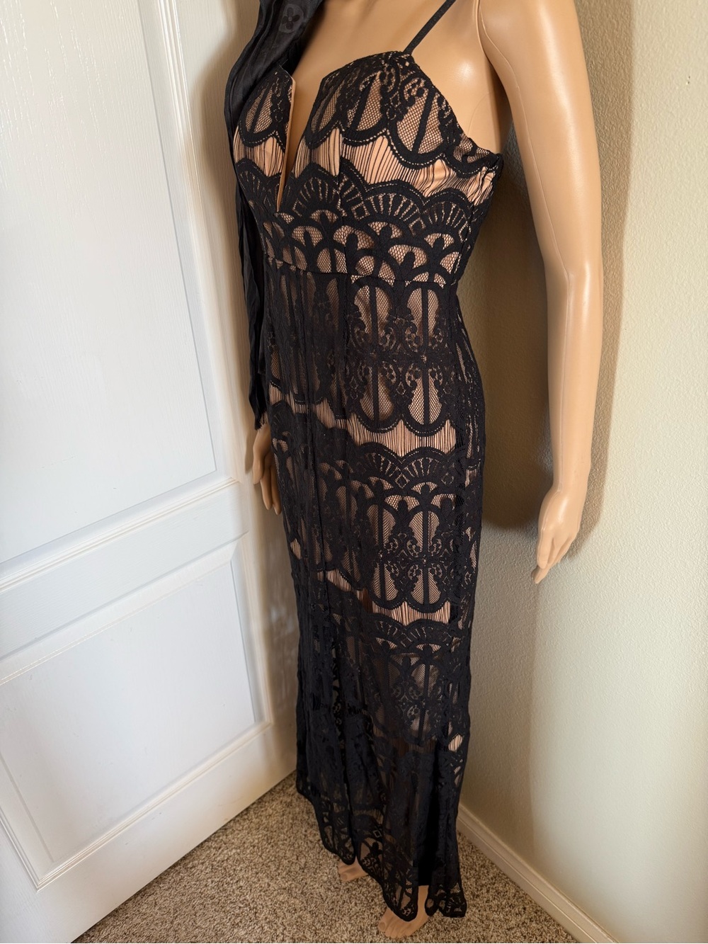 VENUS Black Lace Maxi Chemise with Nude Lining